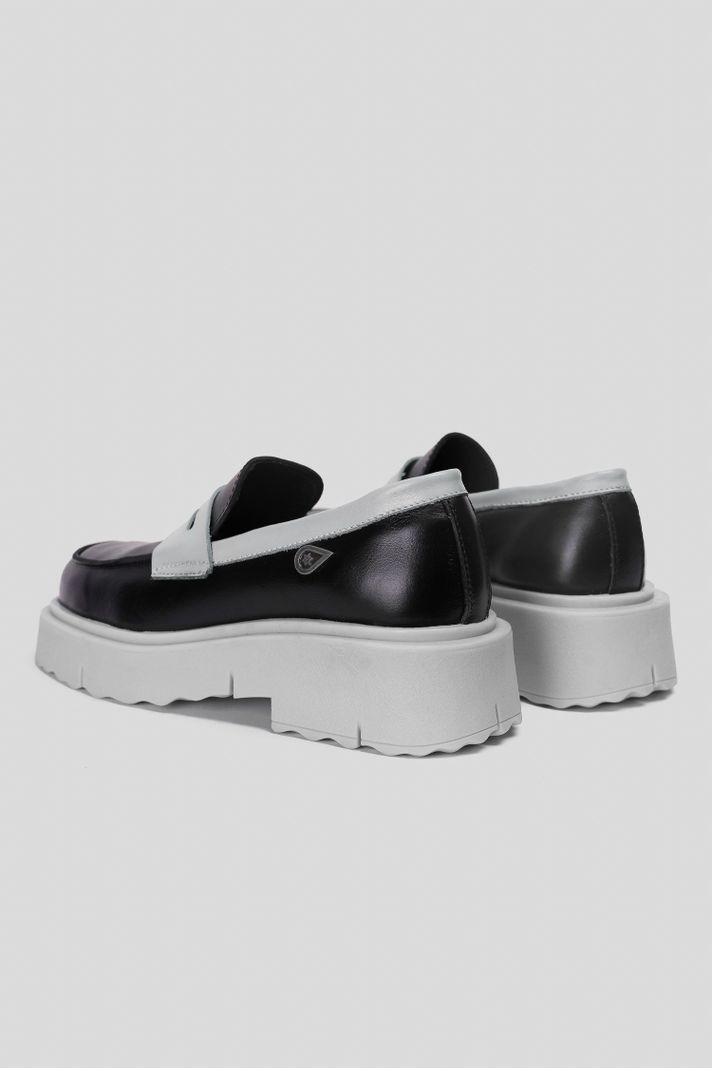 Mocasín Cuero Mármara Negro Celeste Landazuri-3