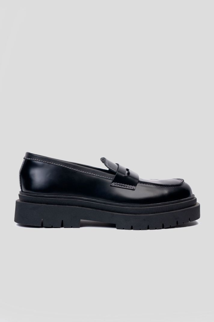 Mocasín Cuero Mediterraneo Negro Landazuri-0