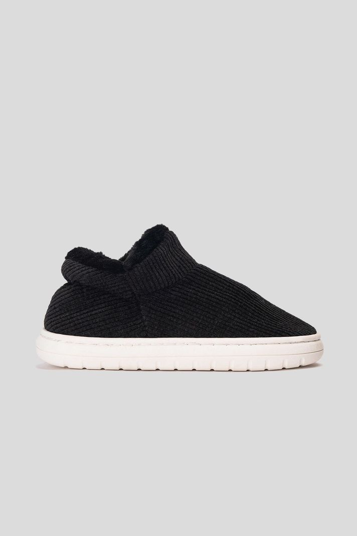 Pantufla Hombre Negro Borla Chinitown-0