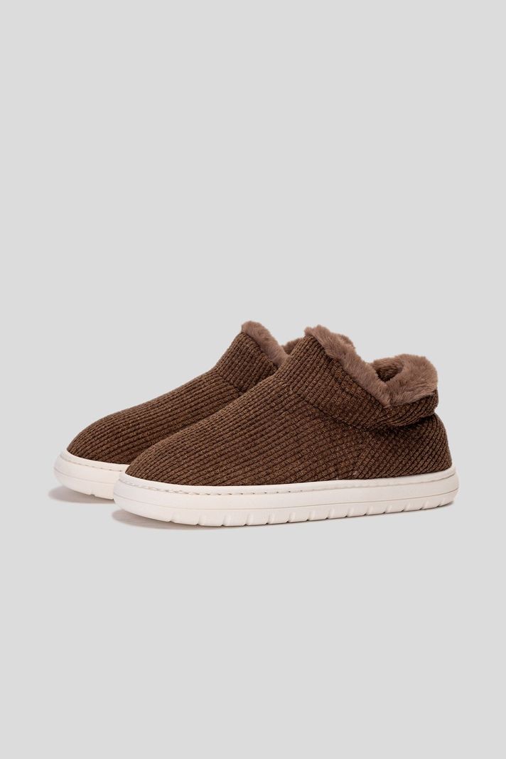 Pantufla Hombre Café Borla Chinitown-2