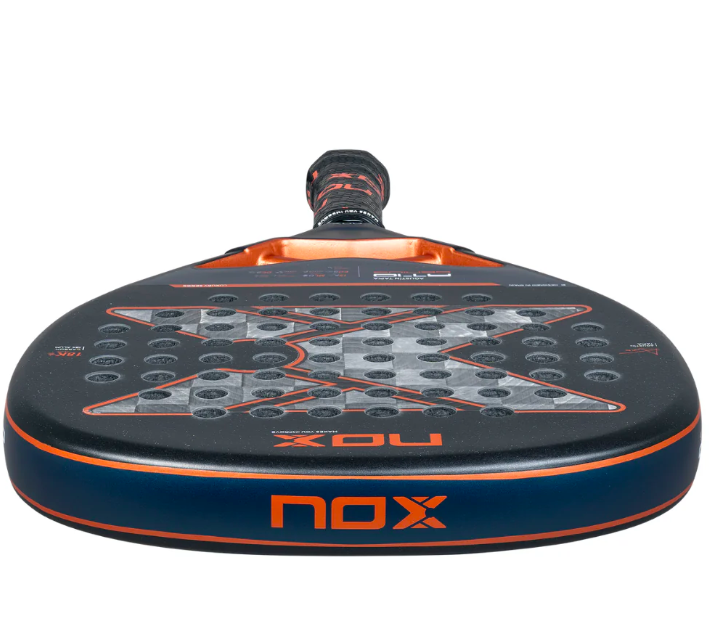 Pala de Padel At10 Genius Attack 18K by Agustin Tapia 2025+Overgrip-2