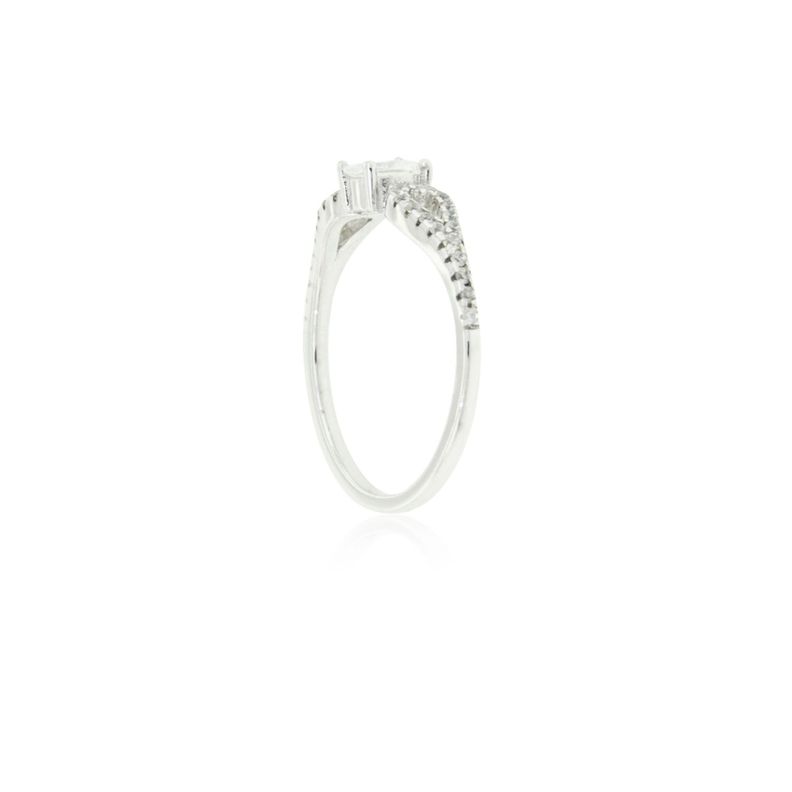 Anillo de Plata Esterlina 925 Solitario en Gota-1