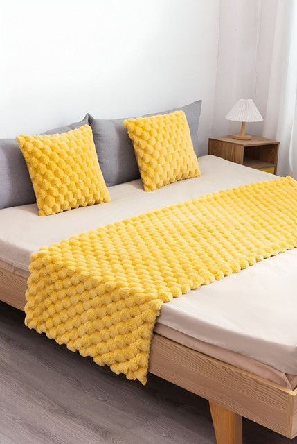 PIECERA DE CAMA DECORATIVA MODELO PERLA AMARILLO-0
