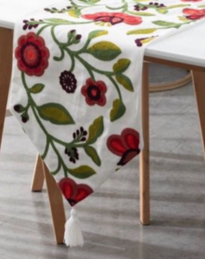 CAMINO DE MESA BORDADO ELEGANTE 33 X 180cm DC6-1