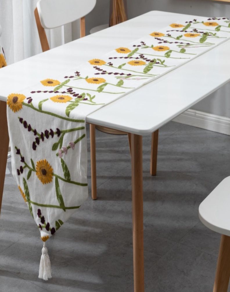 CAMINO DE MESA BORDADO ELEGANTE 33 X 180cm DC1-2