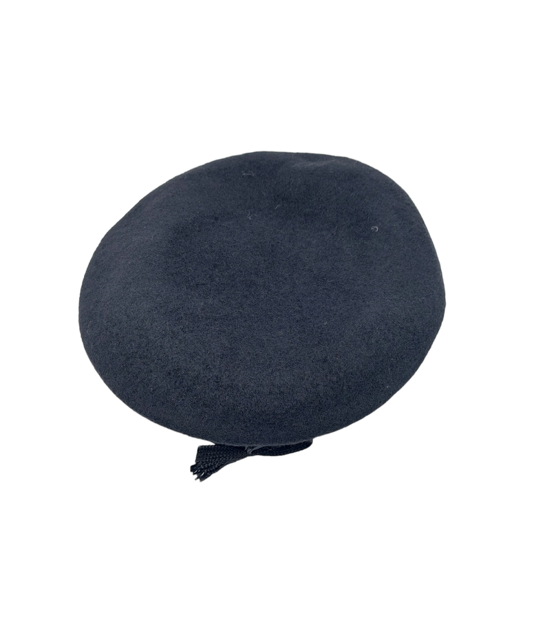 BOINA NEGRA-1