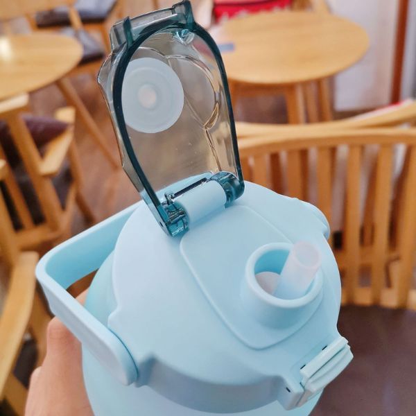 Botella De Agua De 2 Litros Con Pajita Fitness-2