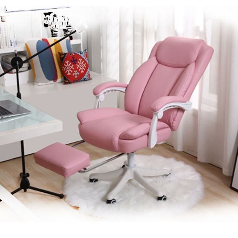 Silla PC de Cuero Boss para Oficina Con Reposapies Estilo Osaka-3
