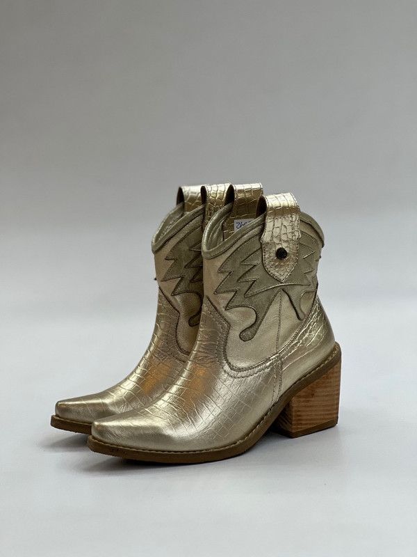 Botin Sally Dorado Exotica