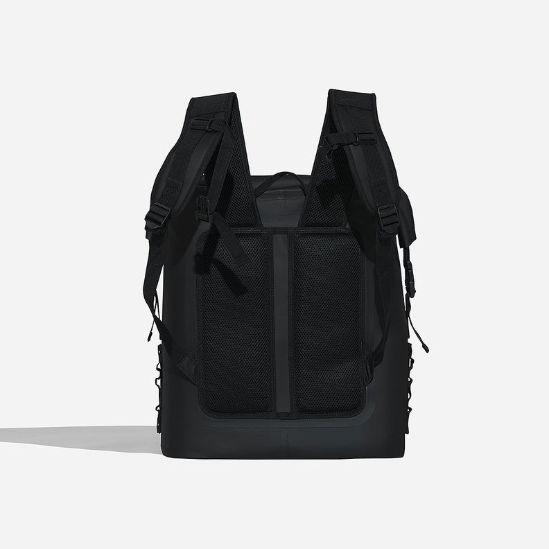 Mochila Cooler Froens Negro-3