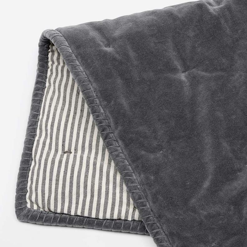 Piecera Velvet Stripes 110 x 230 cm Grafito-4