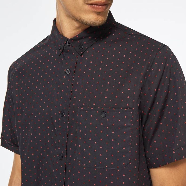 Camisa Oakley Kinney SS Hombre Negro-5