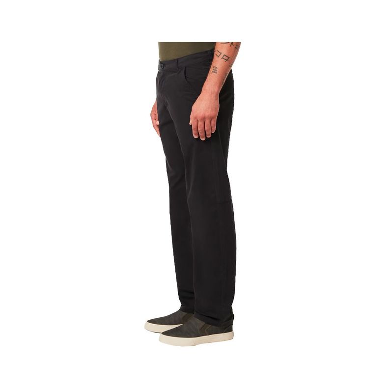 Pantalón Hombre Chino All Day Oakley Blackout-1