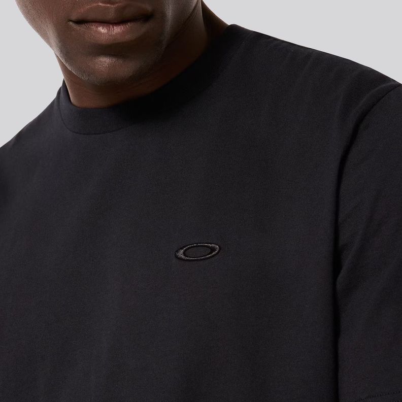 Polera Hombre Relax 2.0 Oakley Blackout-4