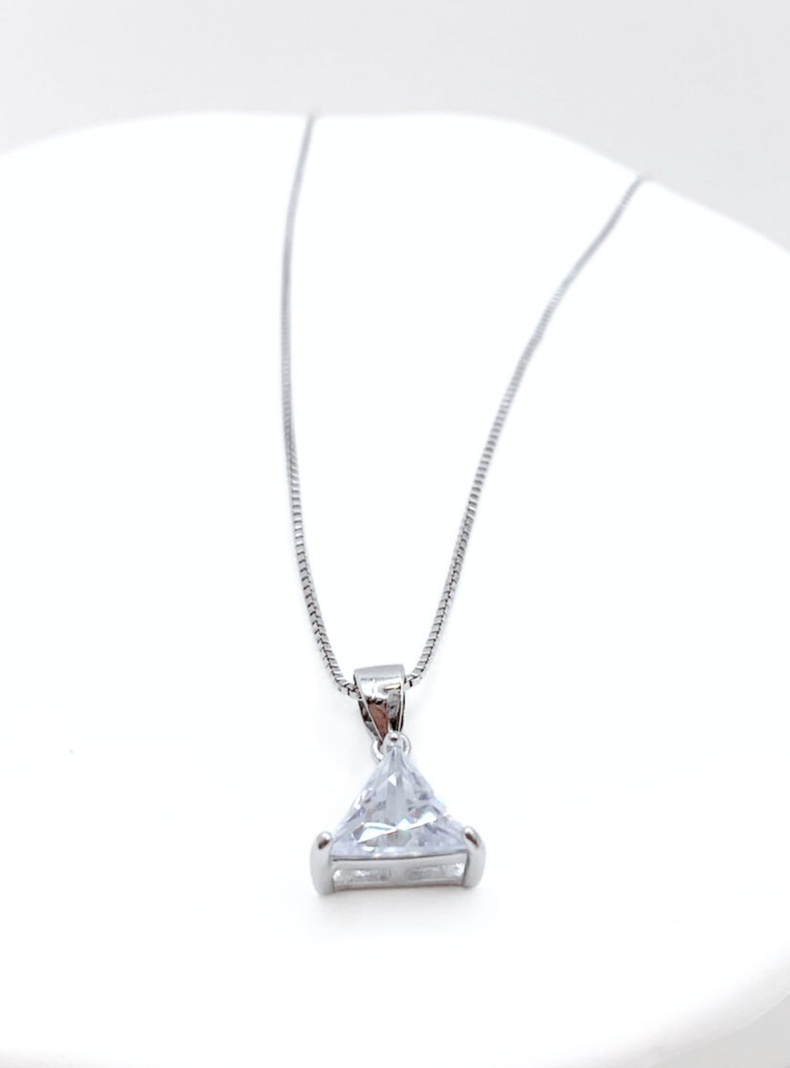 Collar de Plata 925 con Cristal Triangular -1