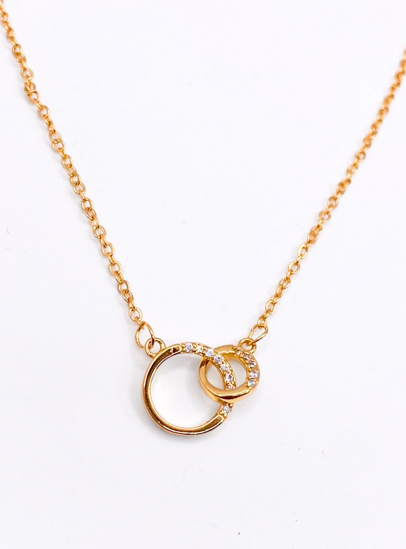 Collar Unión Dorada con Circones Blancos en Plata 925 Chapada en Oro 14K-1