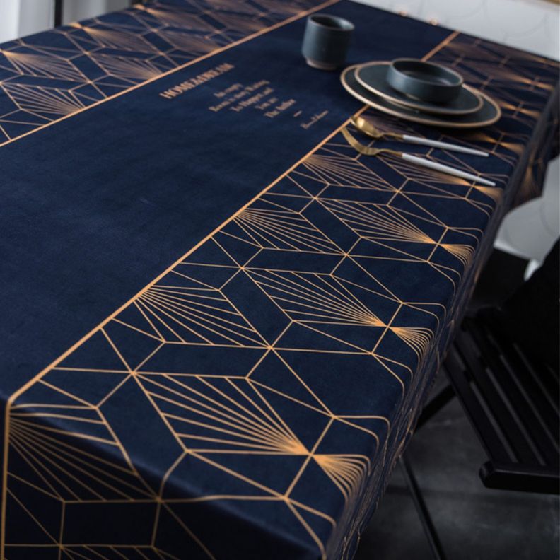 Mantel Rectangular Azul con Vivos Dorados-5