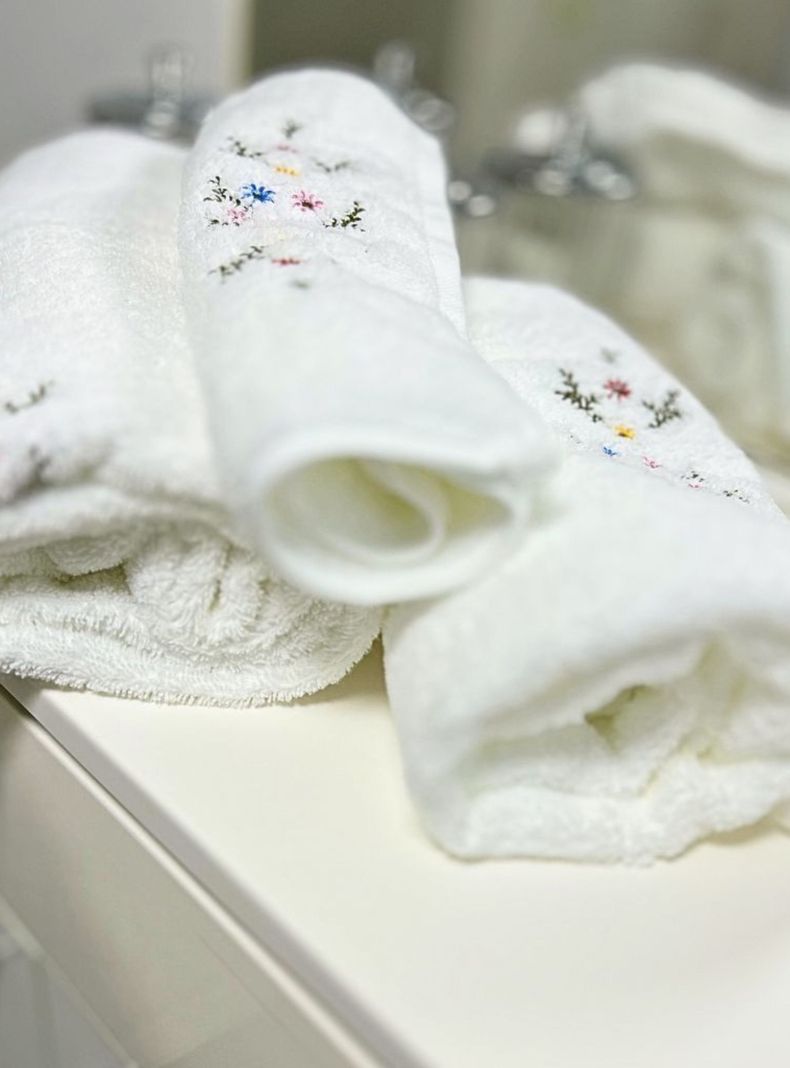 TOALLAS ROYAL TOUCH FLORAL 3 unidades de Tamaño BAÑO-4
