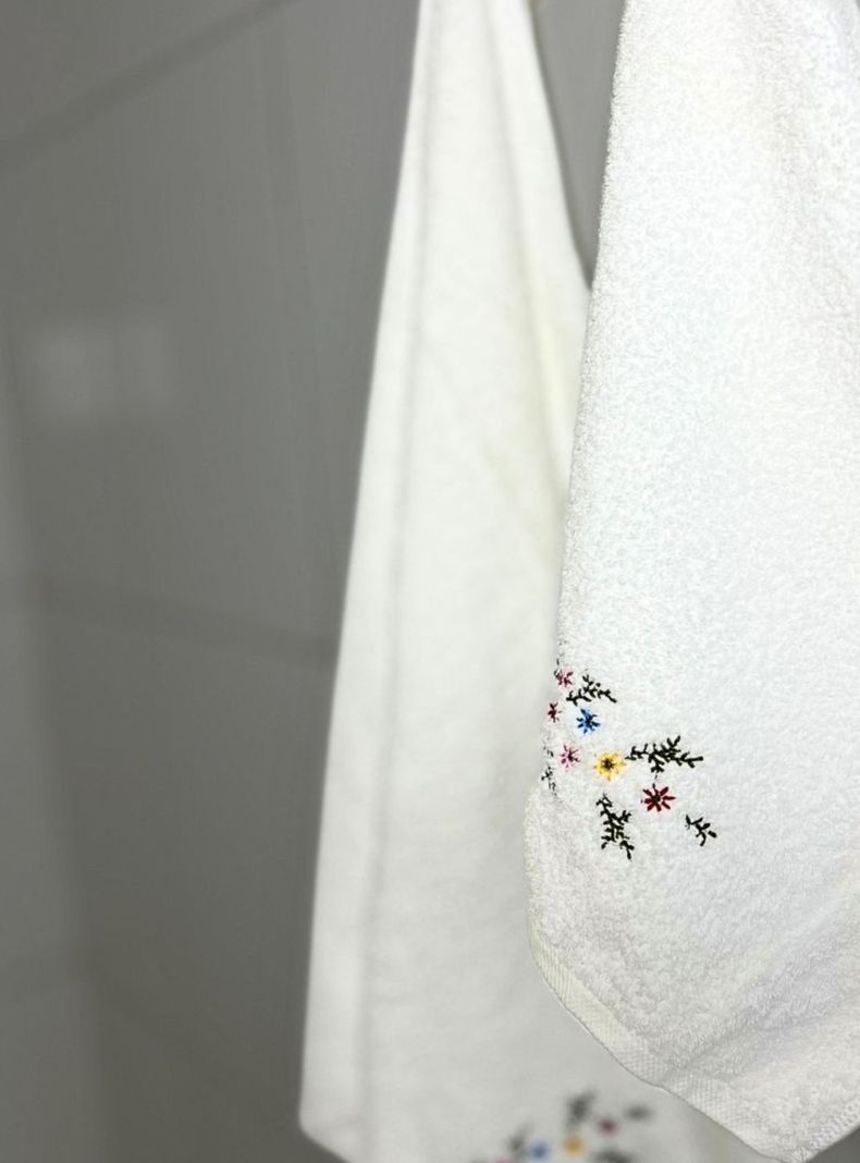 TOALLAS ROYAL TOUCH FLORAL 3 unidades de Tamaño BAÑO-6