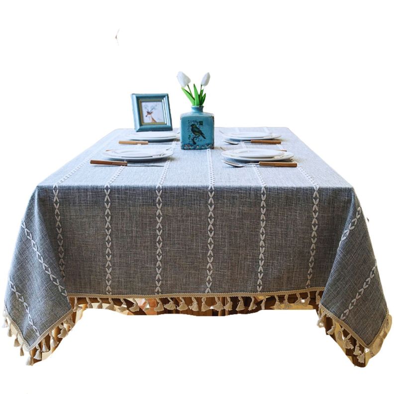 Mantel Rectangular Gris Piedra Con Bordados Lineales Blancos y Borlas 140x220-0