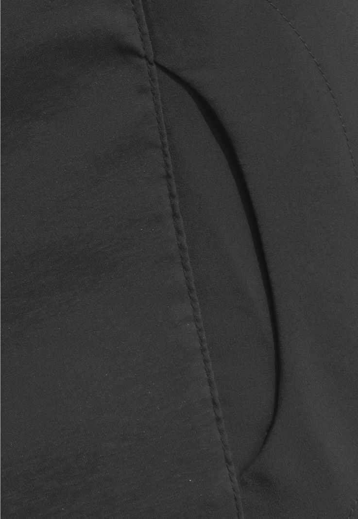Polera Mujer Negro Mike's Antifluido Uniformes Clínicos-3