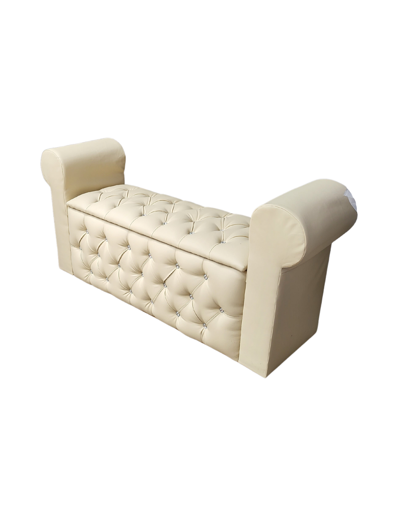 BANQUETA BAUL CON BRAZOS CUERO BEIGE  BOTON DIAMANTE -5