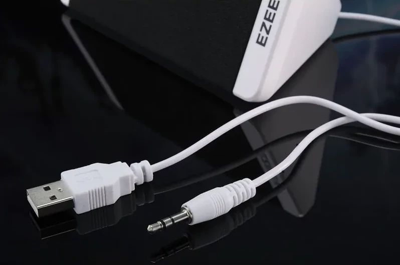 Parlante Altavoz estéreo portátil USB y Plug Jack 3.5mm-3