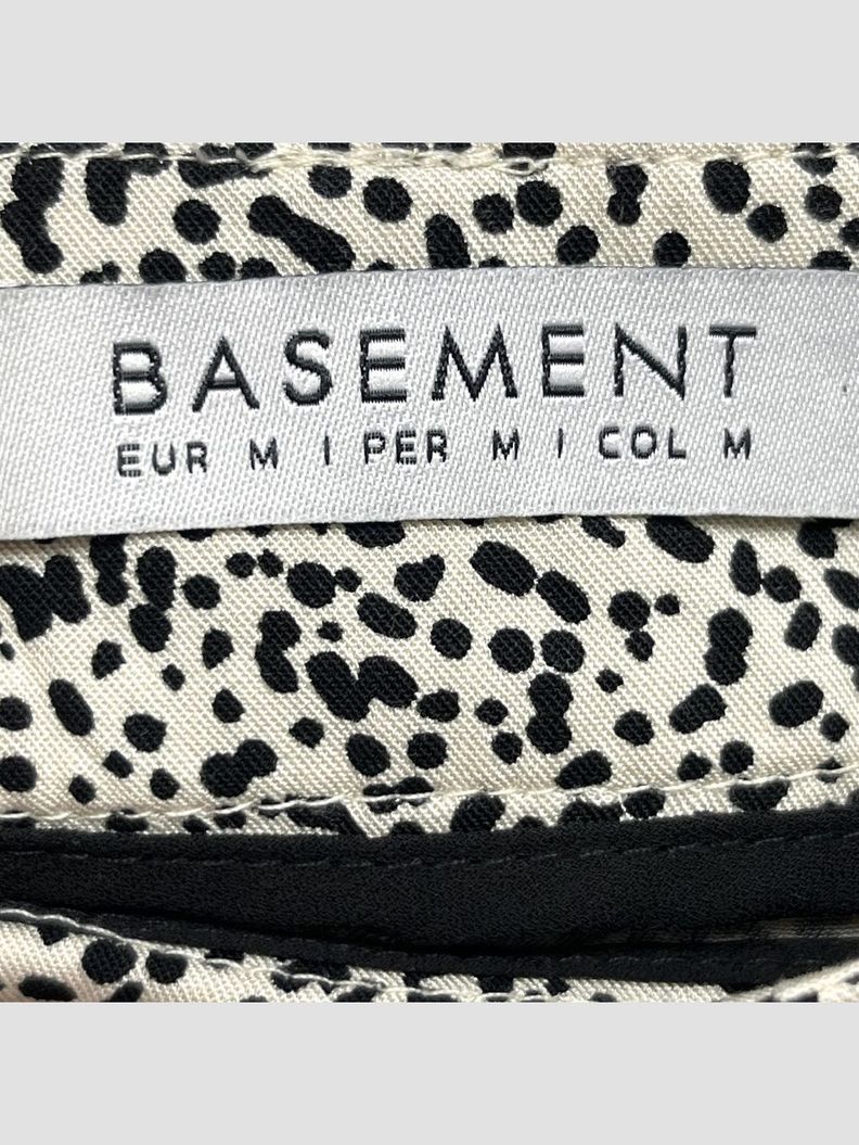 Falda corta BASEMENT - Talla 38 (VOP00934348)-1