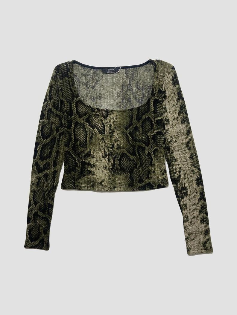 Polera BERSHKA - Talla L (VOP00955502)