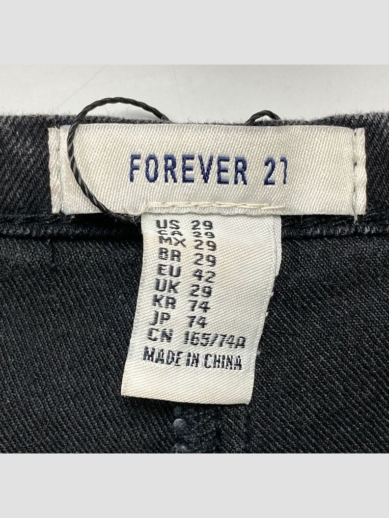 Short FOREVER 21 - Talla 42 (VOP00944407)-1