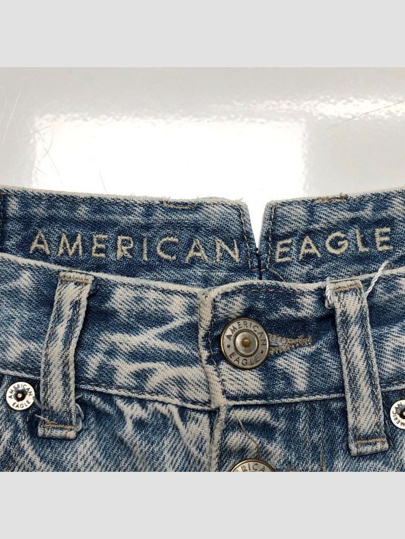 Short AMERICAN EAGLE OUTFITTERS - Talla 32 (VOP00731780)-1