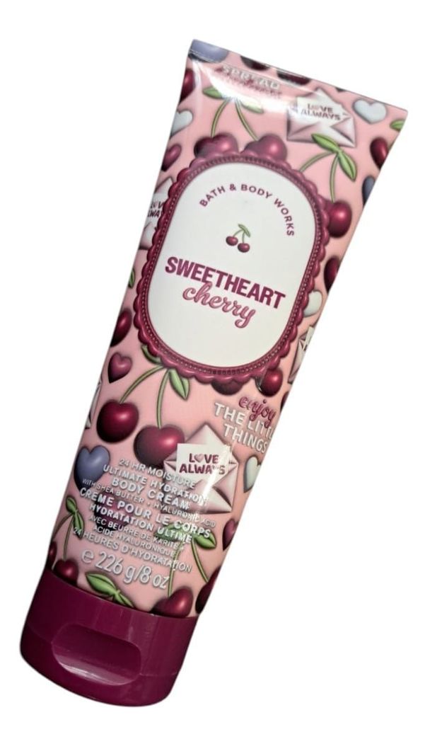 Body Cream. Sweetheart Cherry. Bath & Body Works. 226g.-1