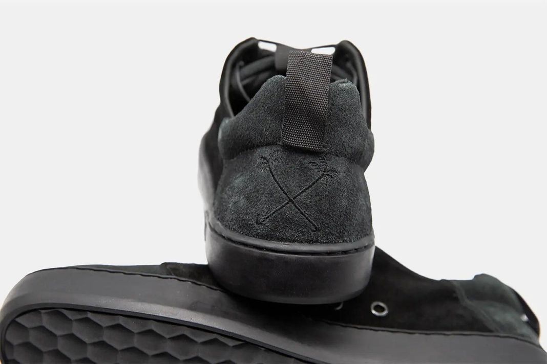 Zapatilla Hombre de Cuero Monkey Grafito Nw Bestias-6