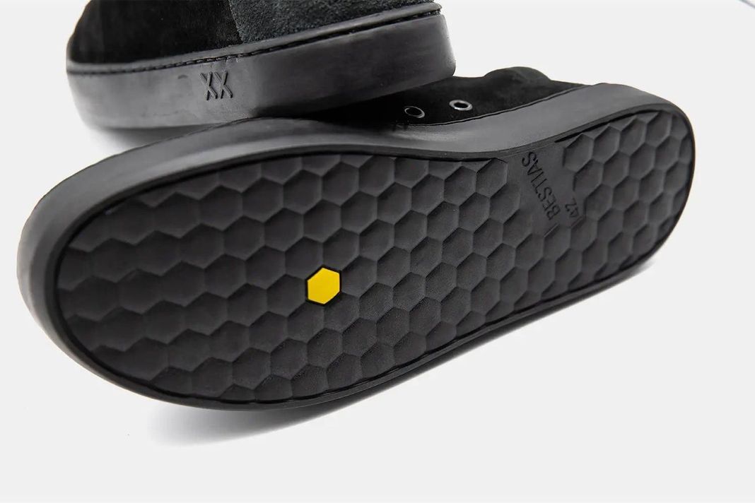 Zapatilla Hombre de Cuero Monkey Grafito Nw Bestias-7