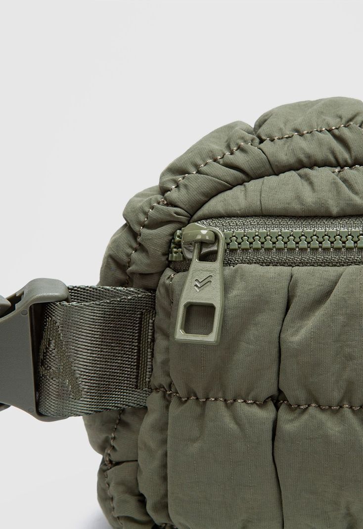 Banano Quilted Parrot Bubba Essentials-3