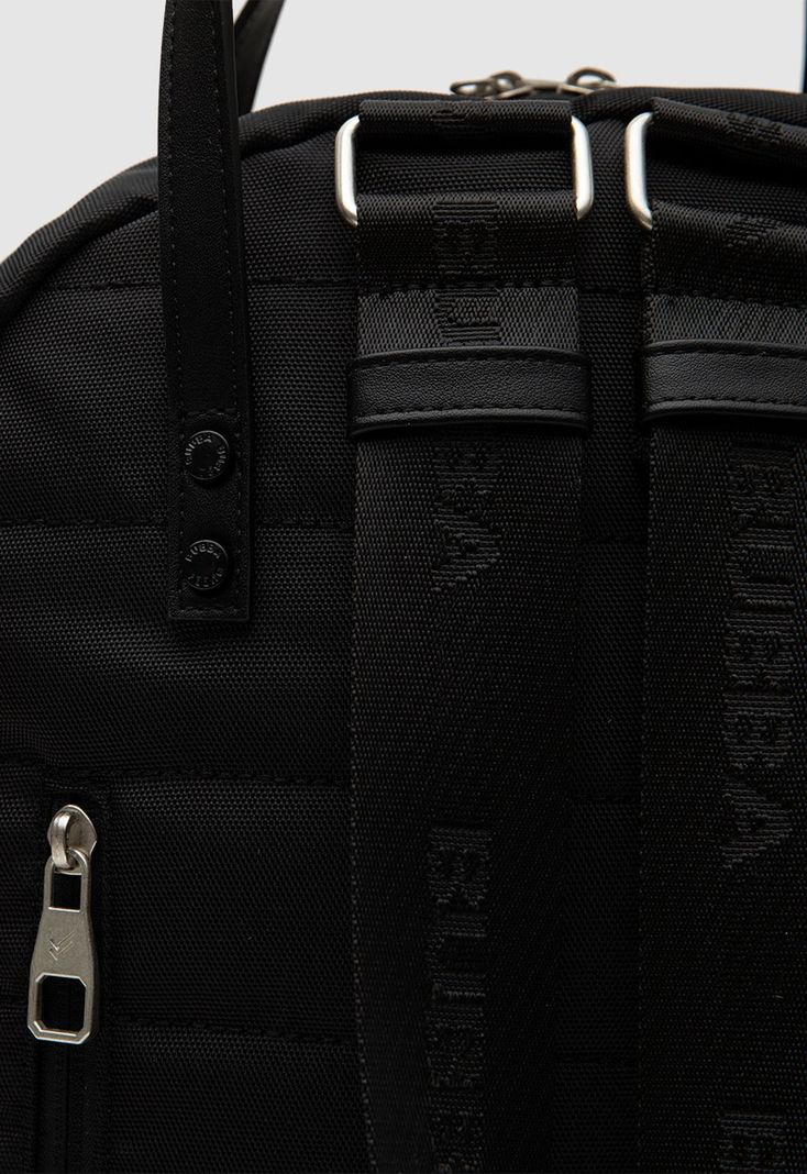 Mochila Montreal Full Black Regular Bubba Essentials. Negro