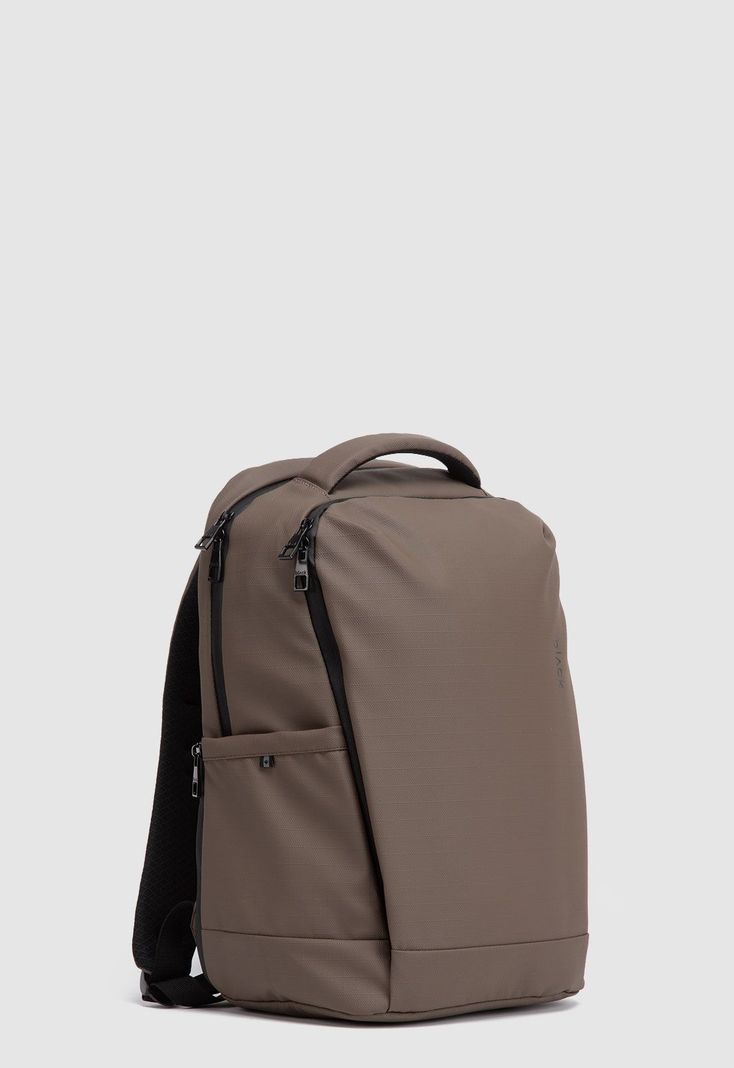 Mochila Tech Beast Smoke Black Bubba-1