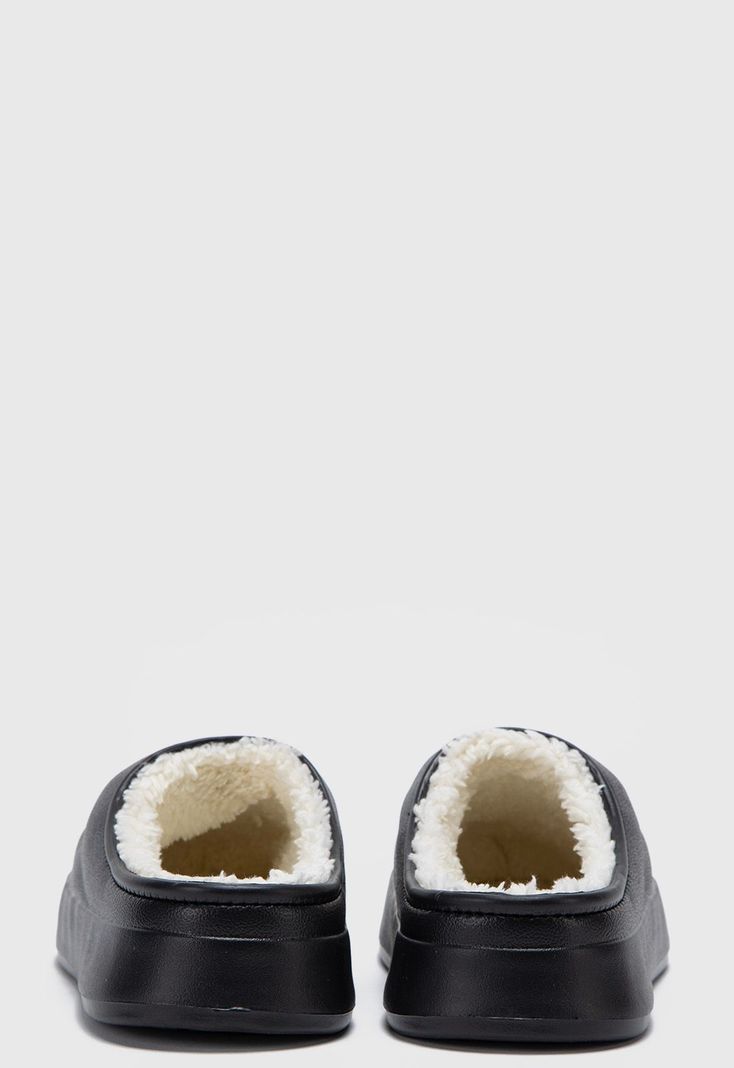 Pantuflas Ultra Light Black Bubba Essentials-4