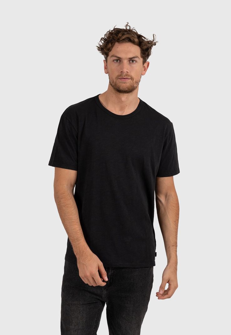 Essential Tee Organic Cotton Black Black Bubba-0