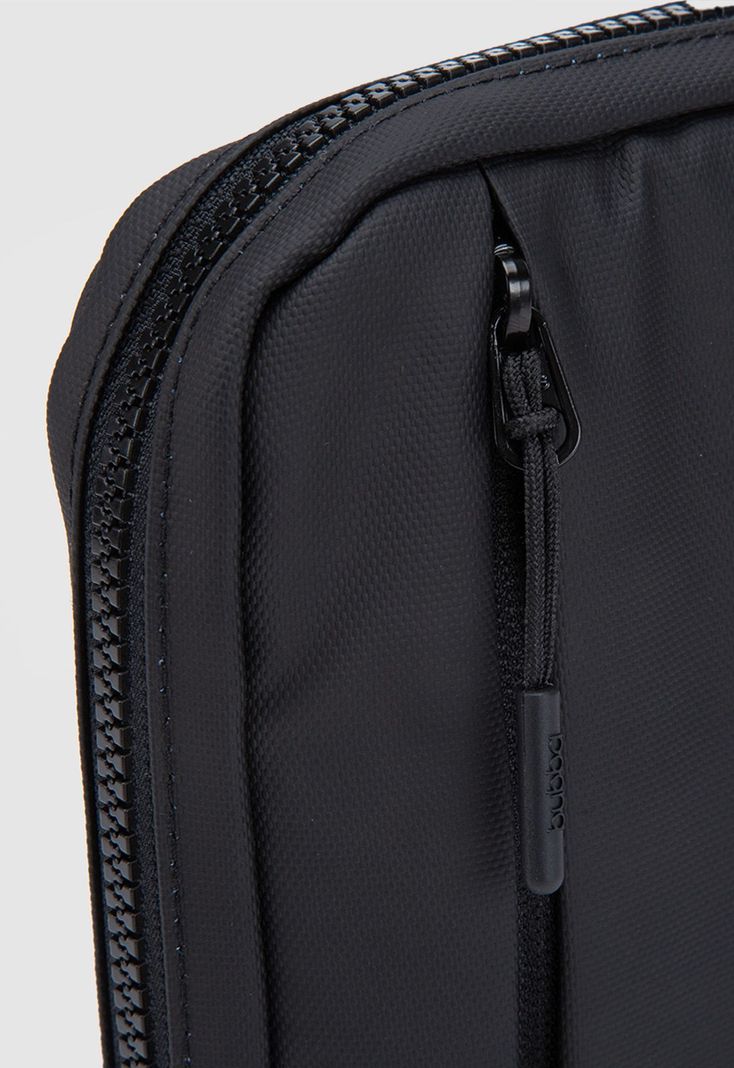 Passport Holder Travel Noir Bubba Essentials-3