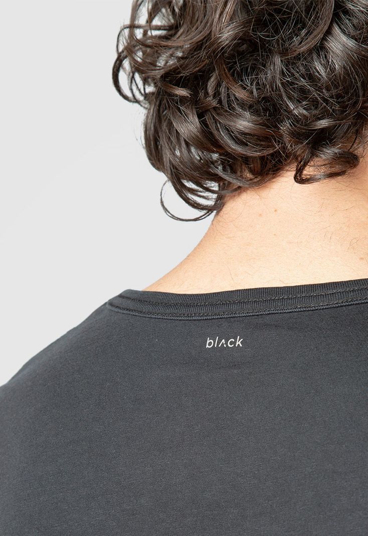 Tee Frances Black Black Bubba-4