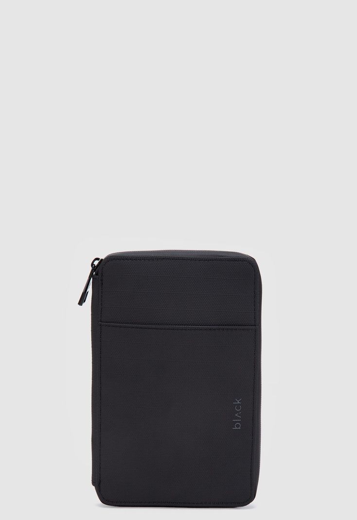Passport Holder Wolf Black Black Bubba-0
