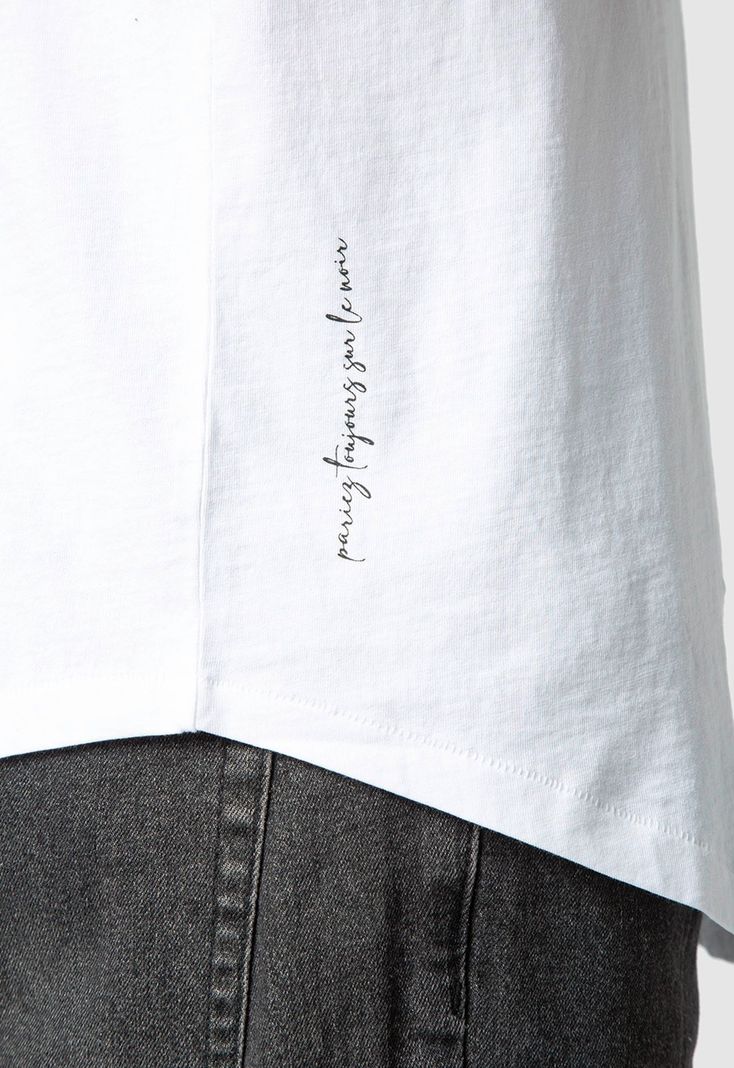 Tee Frances White Black Bubba-5