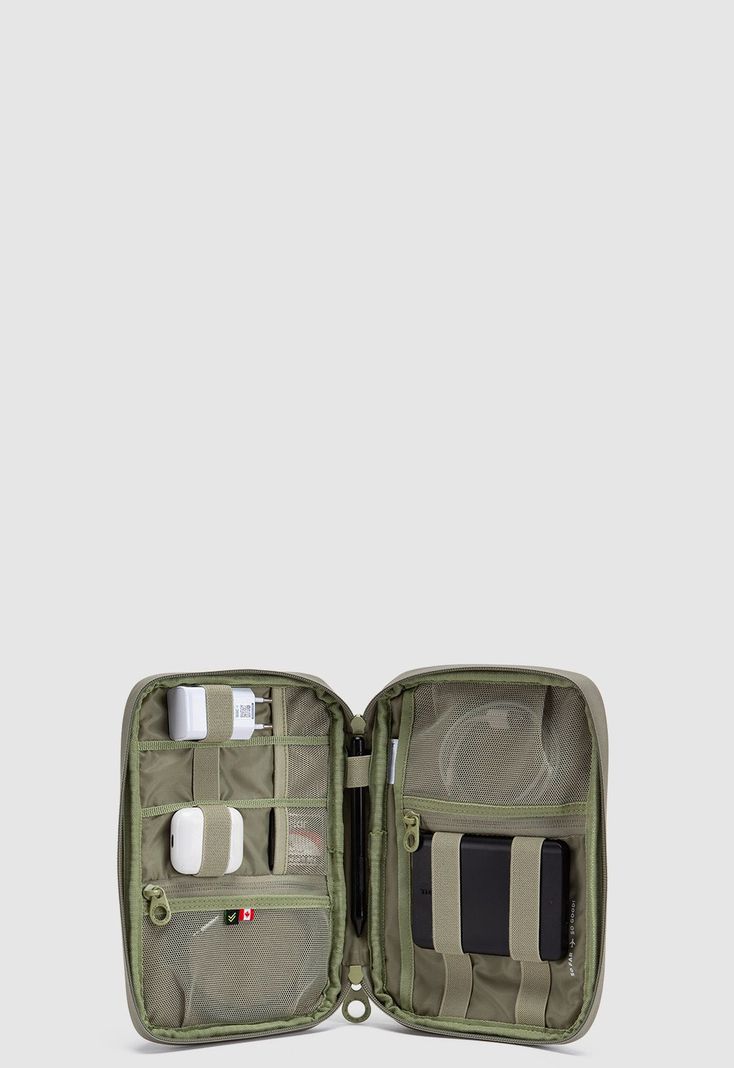 Organizador De Cables Travel Ripstop Olive Bubba Essentials Verde