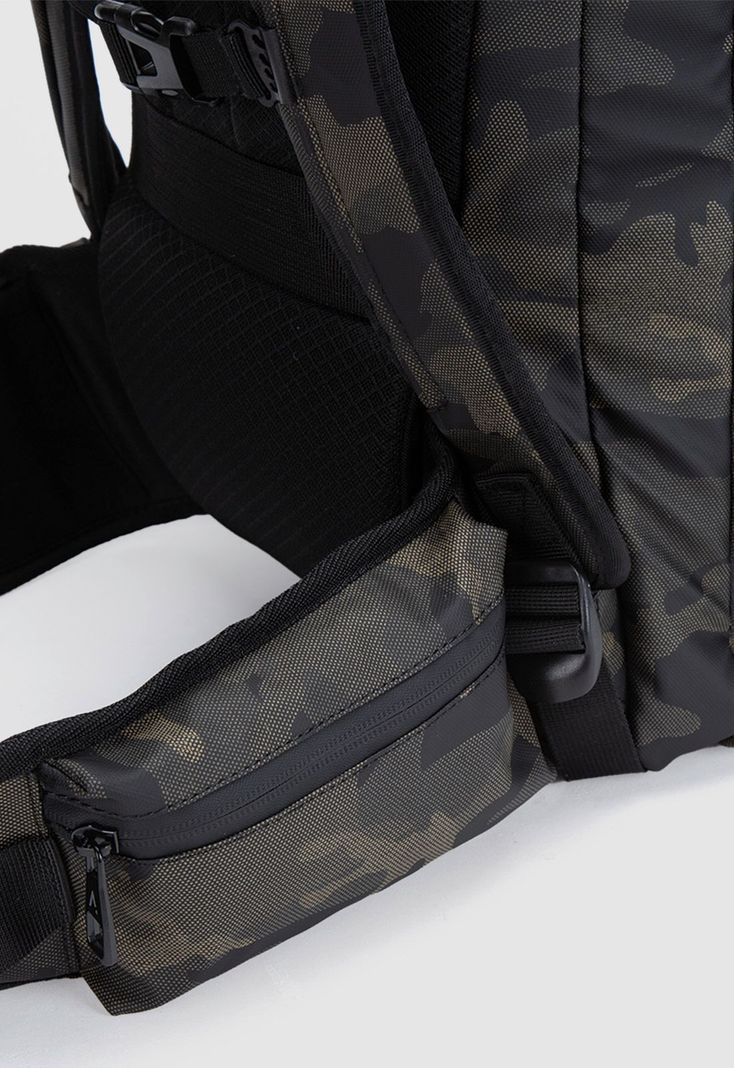 Mochila Travel Wolf Camo Black Bubba-5