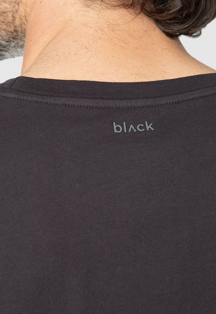 Tee Iconic Black Black Bubba-3