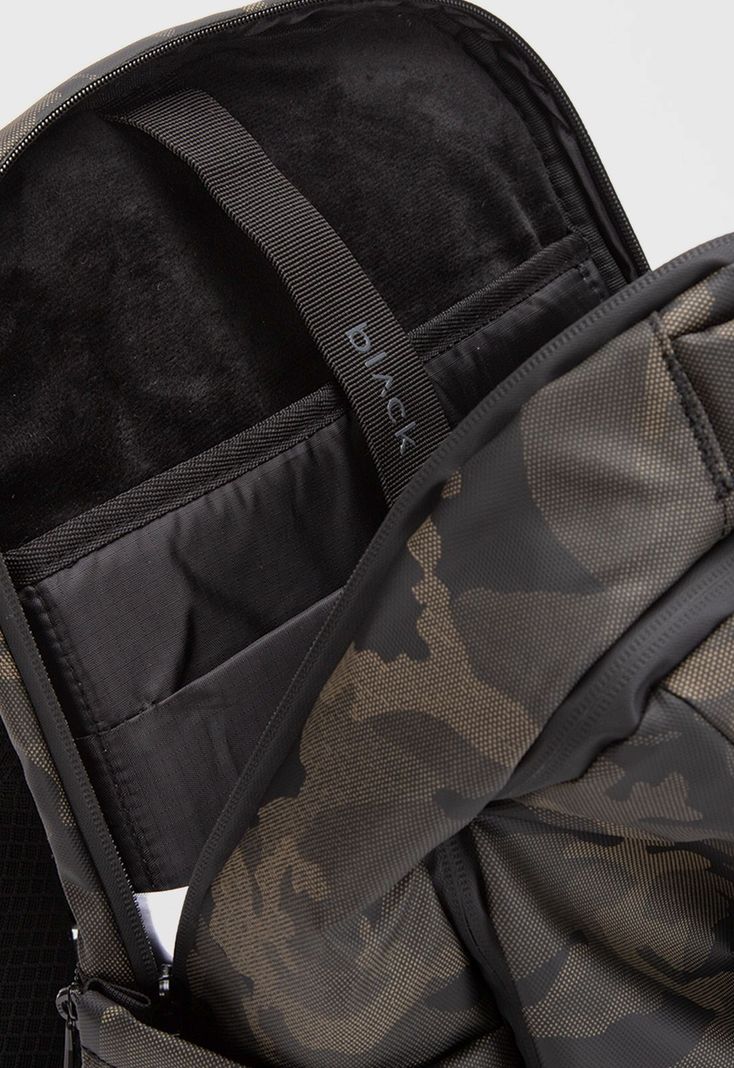 Mochila Wolf Camo Black Bubba-9