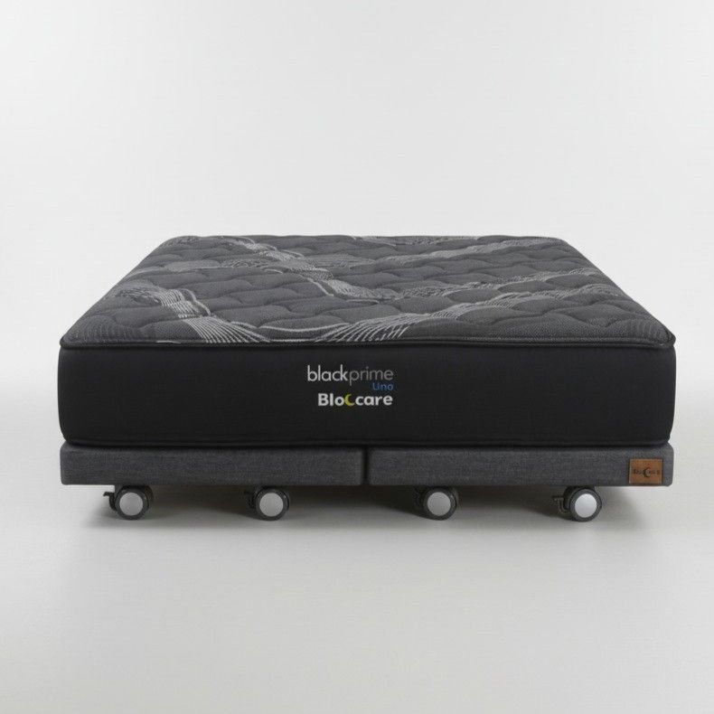 Cama King Box 8 cm L200 cm Colchon Black Prime Modelo Uno Con Rueda Logo Gris