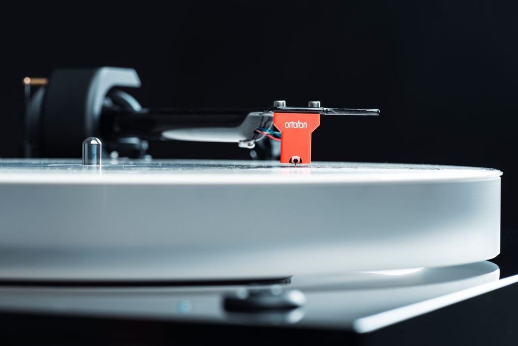 Pro-Ject  X2 B  Tornamesa-2