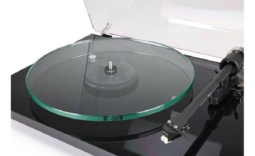 Pro-Ject  T2 W High Gloss  Tornamesa black -1